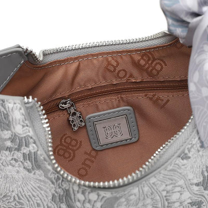 2024 season new women's casual messenger bag